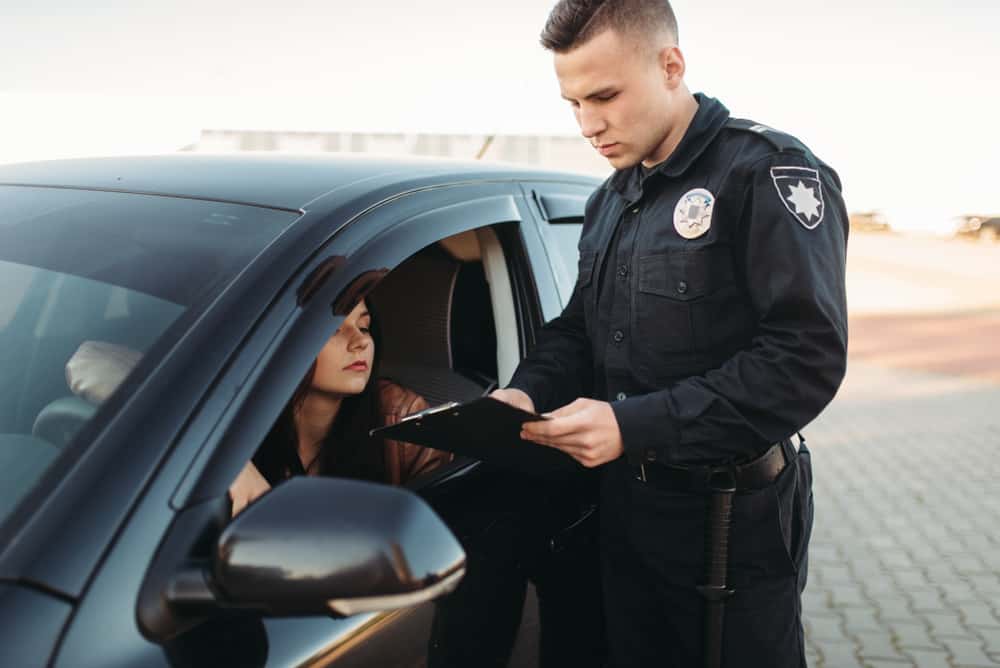 woman getting pulled over for dui